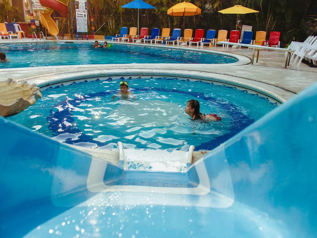 Sands Acapulco Hotel & Bungalows מראה חיצוני תמונה